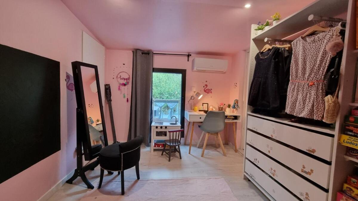 Rouquier, Vue Panoramique, Et Port De Sete, Climatise, Jacuzzi