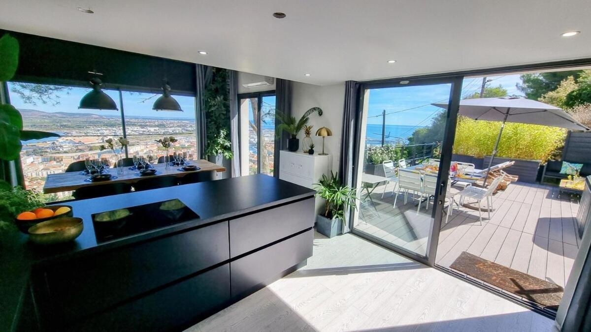 Villa Rouquier, Vue Panoramique, Et Port De Sete, Climatise, Jacuzzi Sète